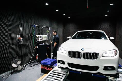 Does a BMW have to be serviced by BMW?