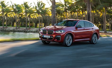 How fast is the BMW x4?