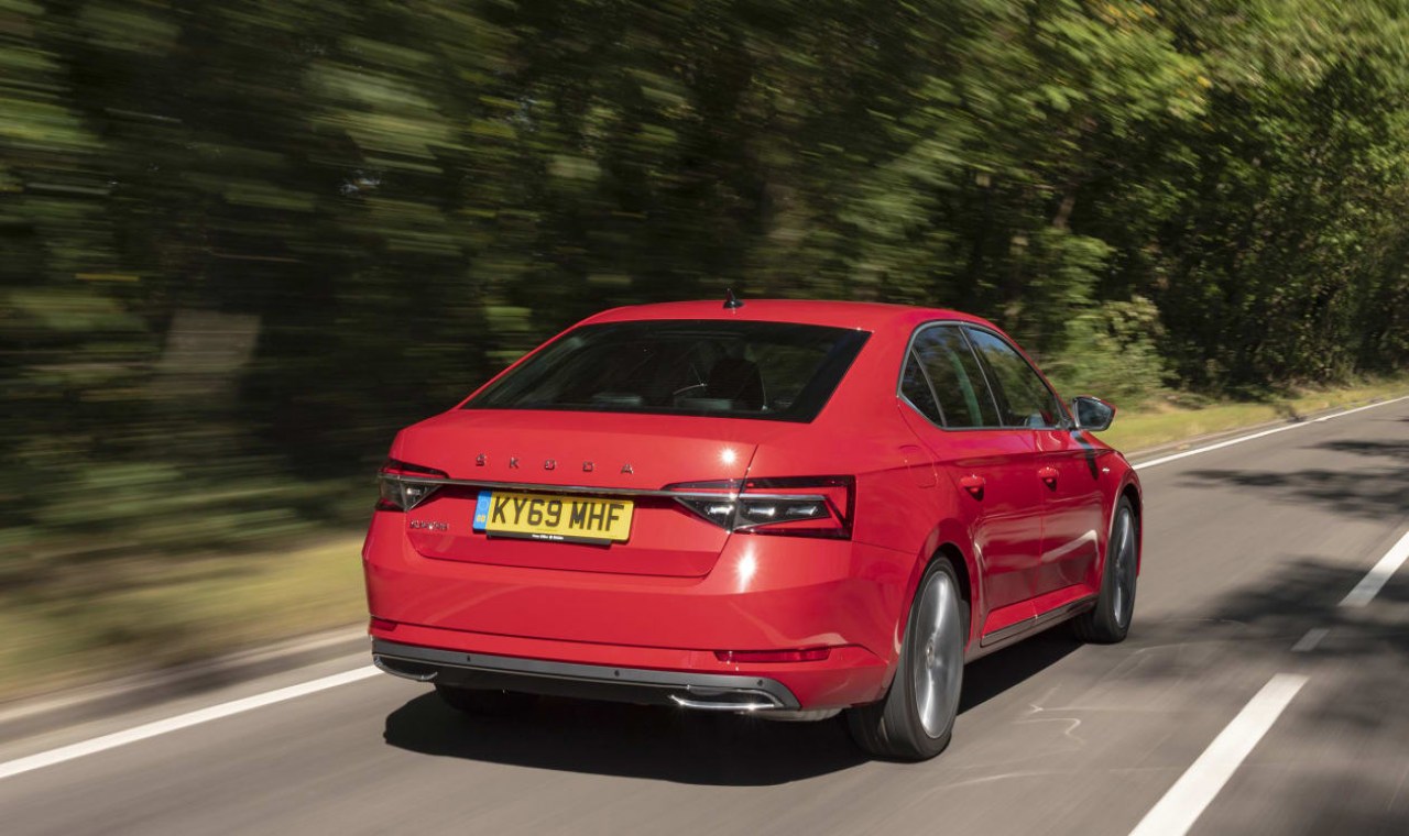 2022 Skoda Superb Features, Specs and Pricing 5
