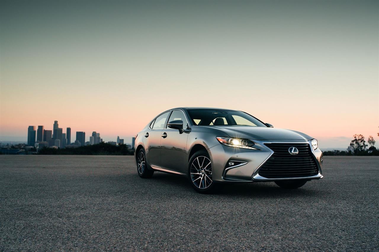 2022 Lexus IS 300 Features, Specs and Pricing 5