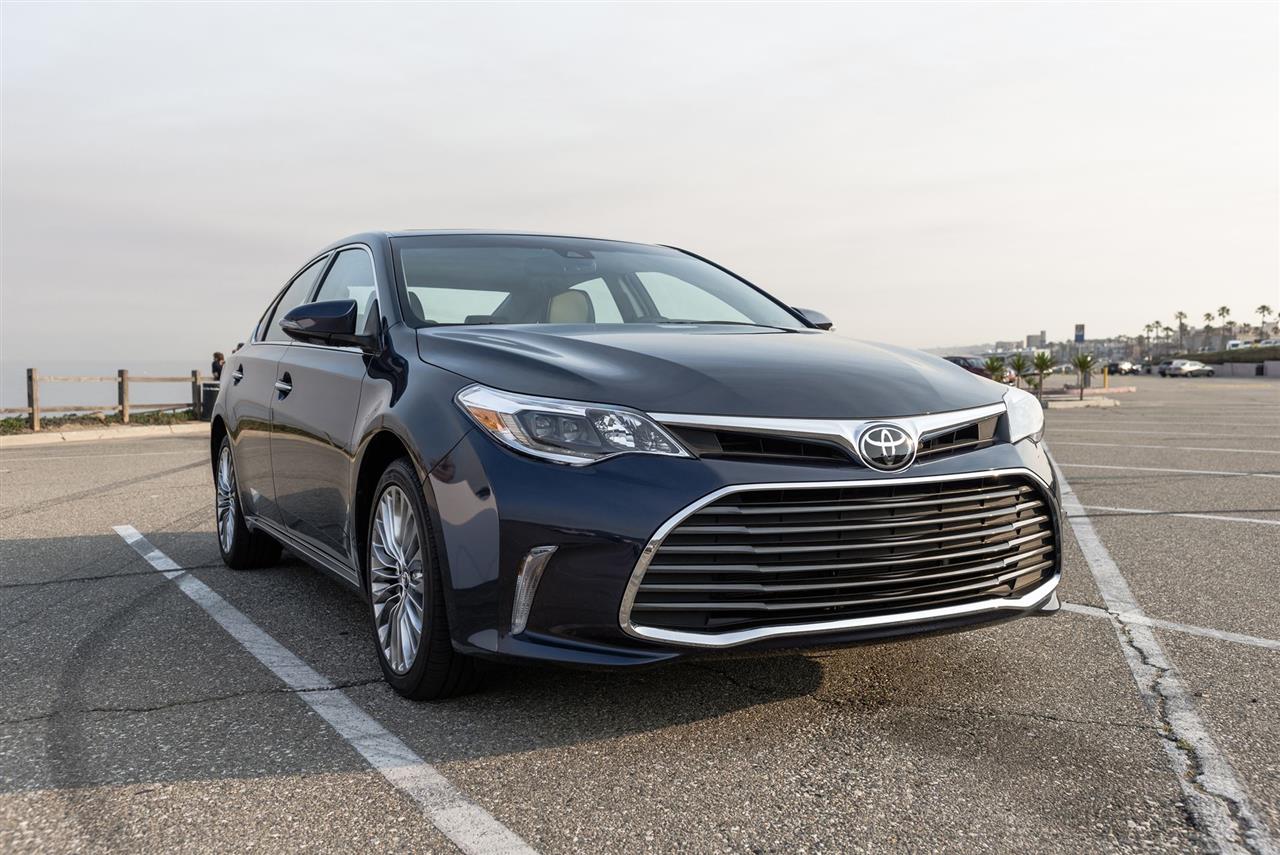 2022 Toyota Avalon Hybrid Features, Specs and Pricing 6