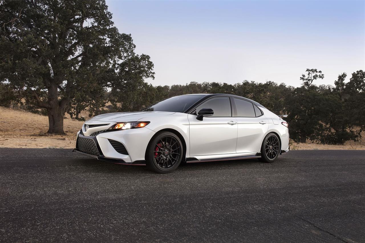 2022 Toyota Camry Hybrid Features, Specs and Pricing 2