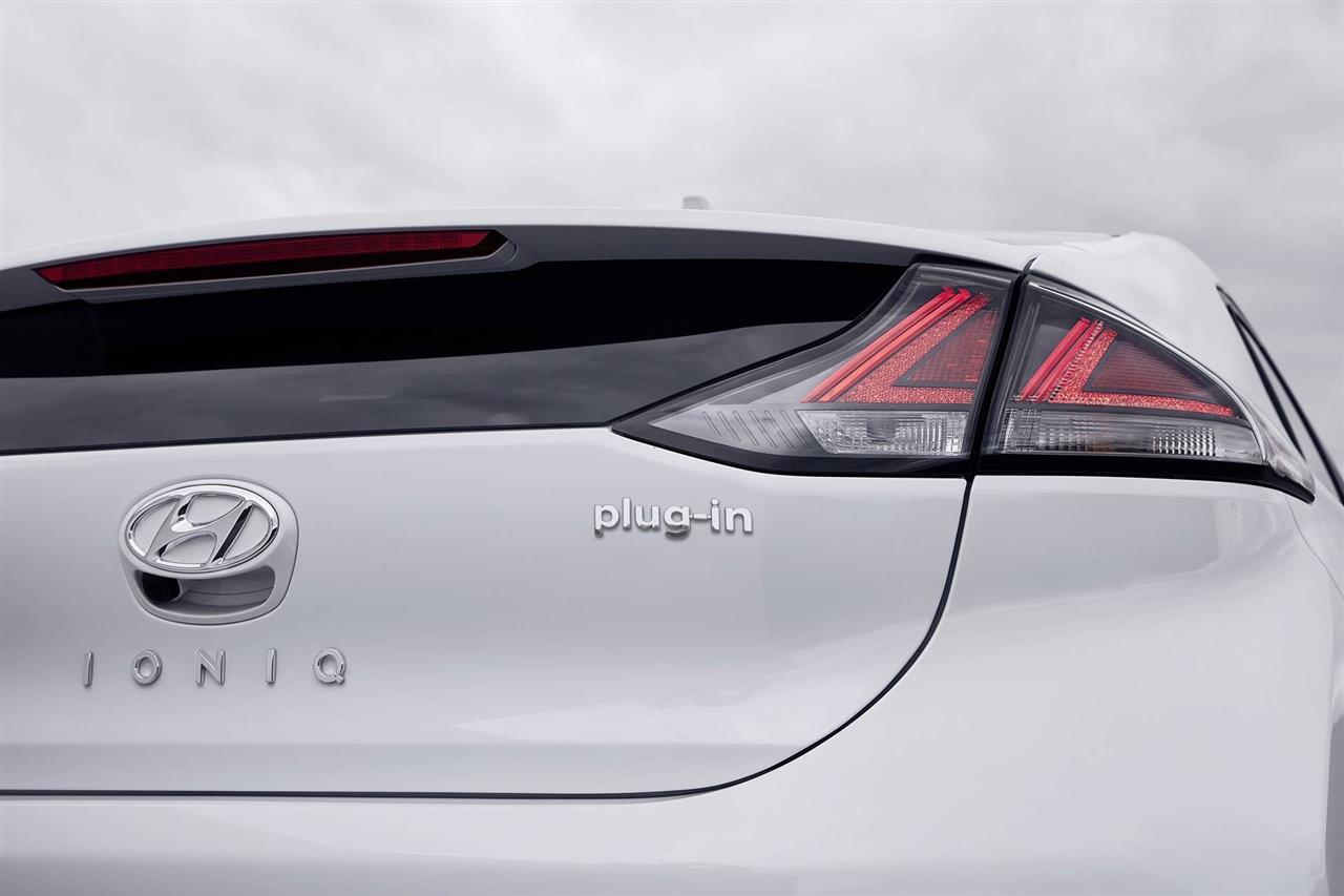 2020 Hyundai Ioniq Electric Features, Specs and Pricing 7