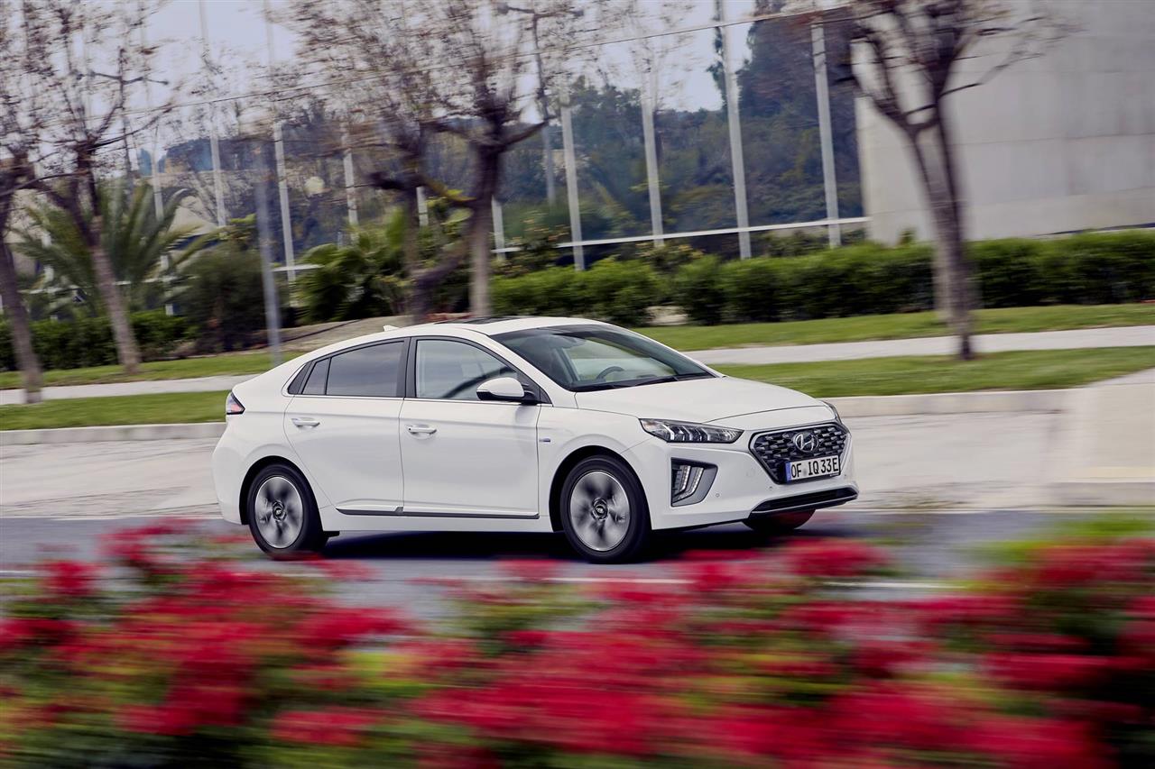 2020 Hyundai Ioniq Electric Features, Specs and Pricing 6