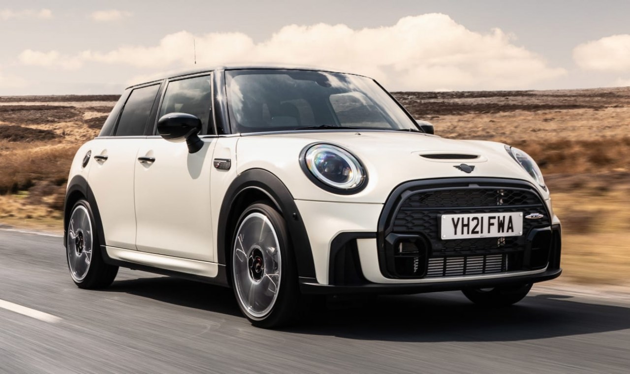 2022 MINI Hatch Features, Specs and Pricing