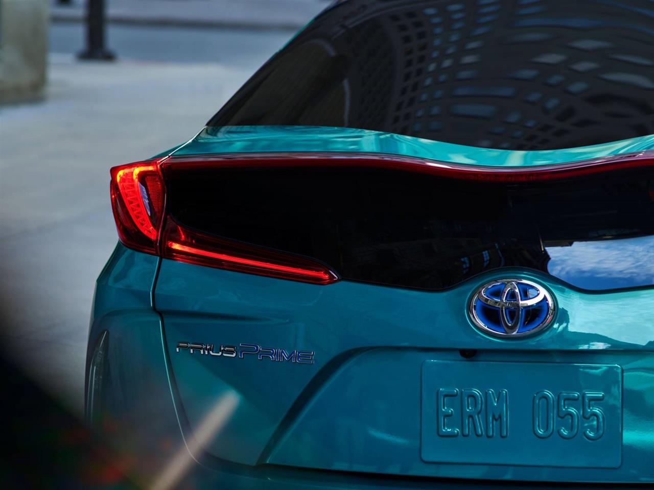 2022 Toyota Prius Prime Features, Specs and Pricing 4