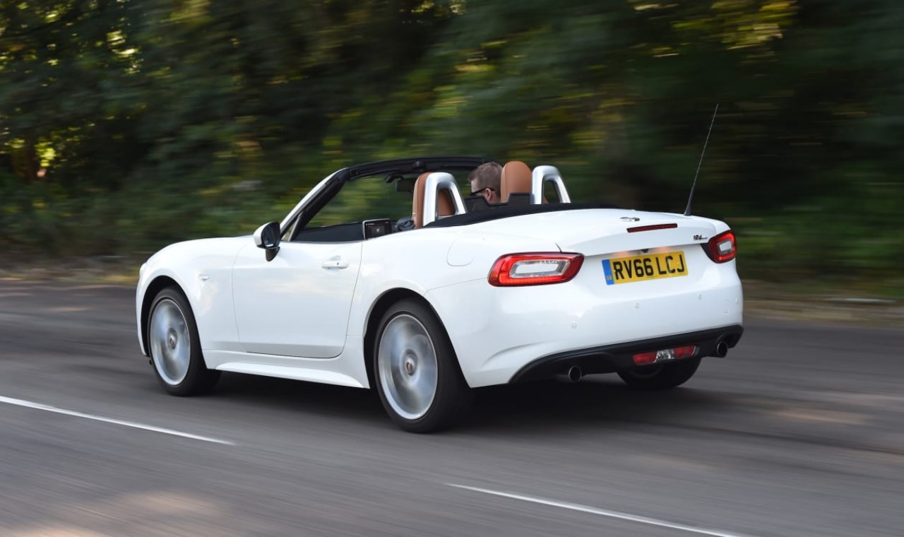2022 Fiat 124 Spider Features, Specs and Pricing 7