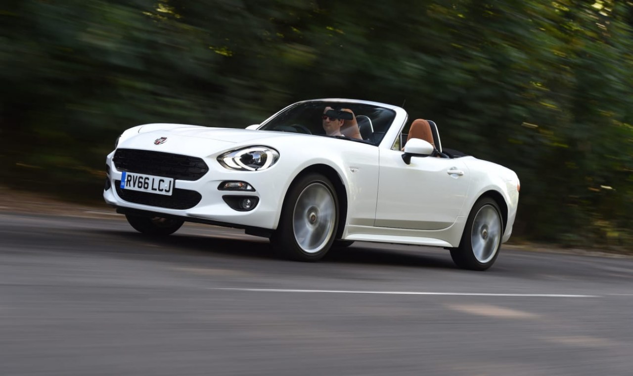 2022 Fiat 124 Spider Features, Specs and Pricing 4
