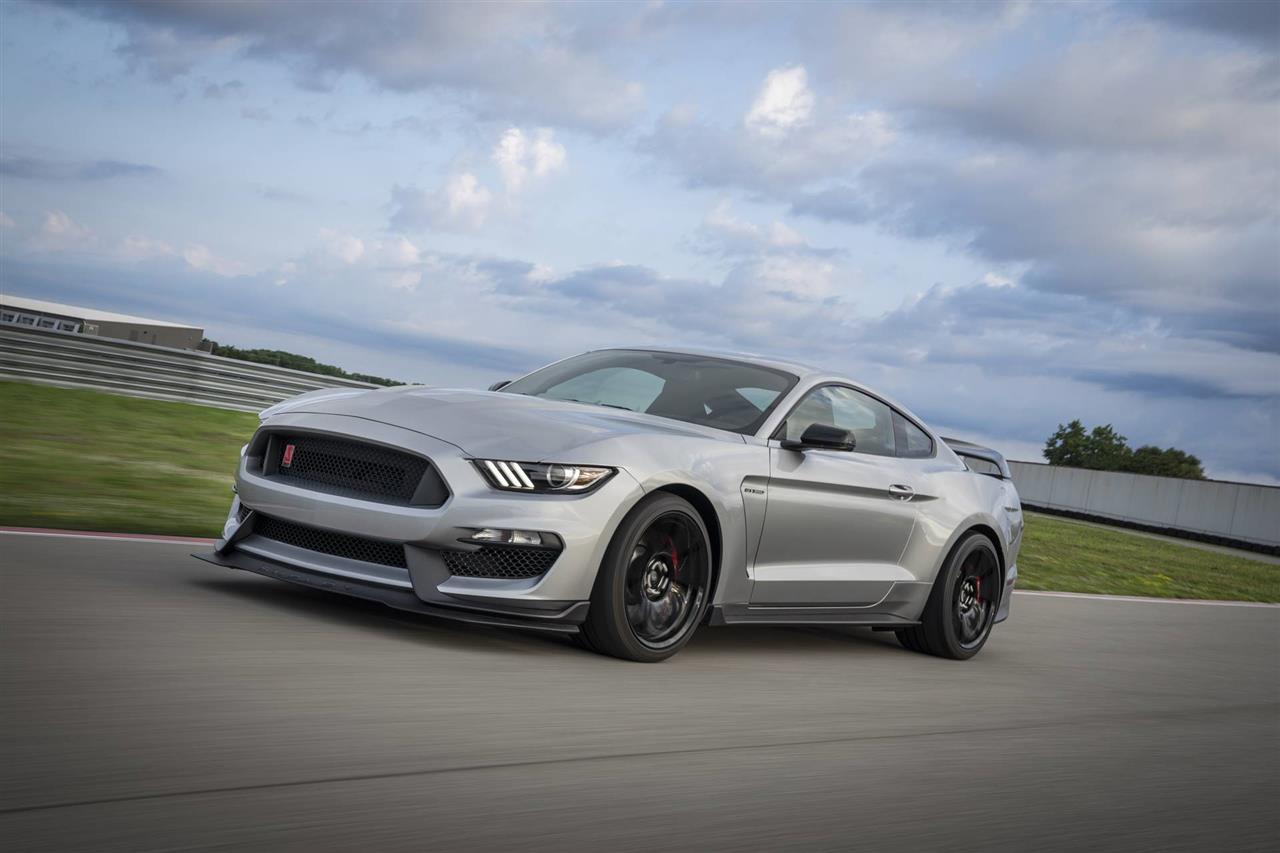 2020 Ford Shelby GT350 Features, Specs and Pricing 6