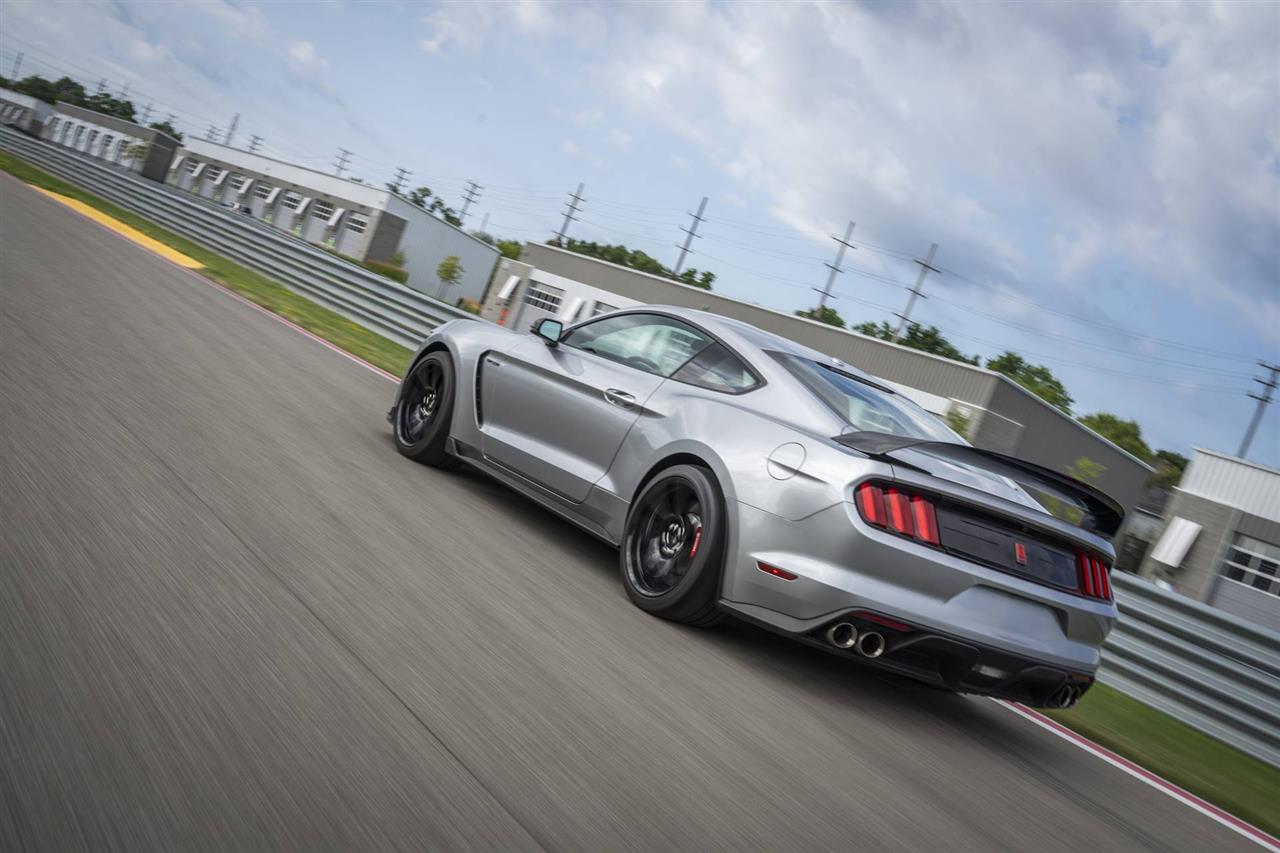 2020 Ford Shelby GT350 Features, Specs and Pricing 5