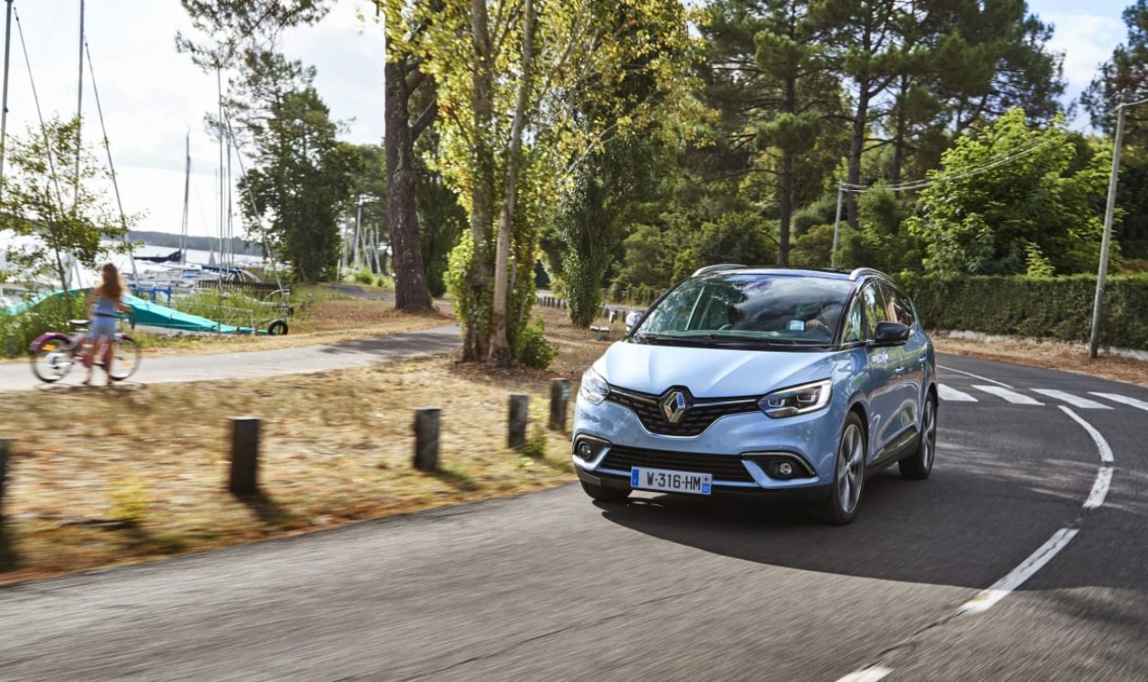 2022 Renault Grand Scenic Features, Specs and Pricing 3