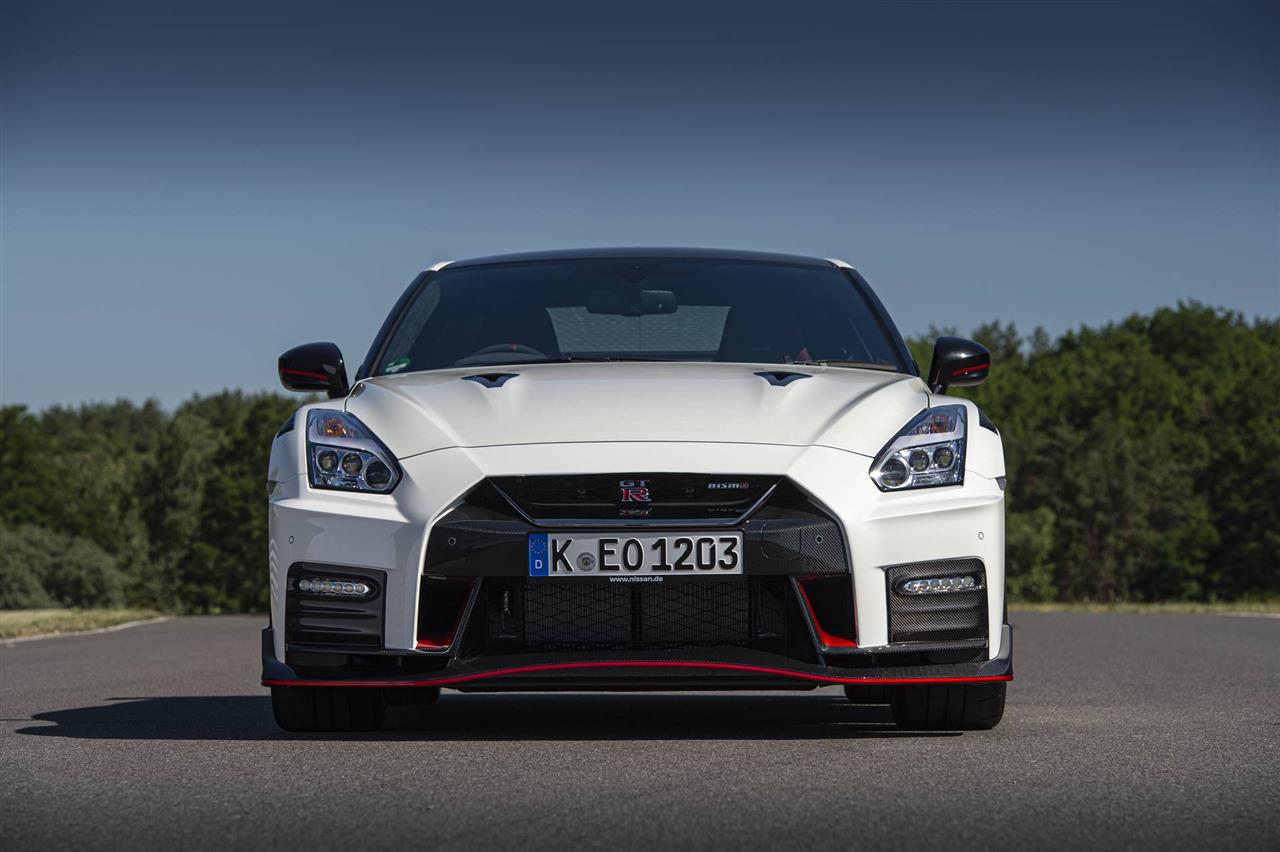 2020 Nissan GT-R Features, Specs and Pricing 6