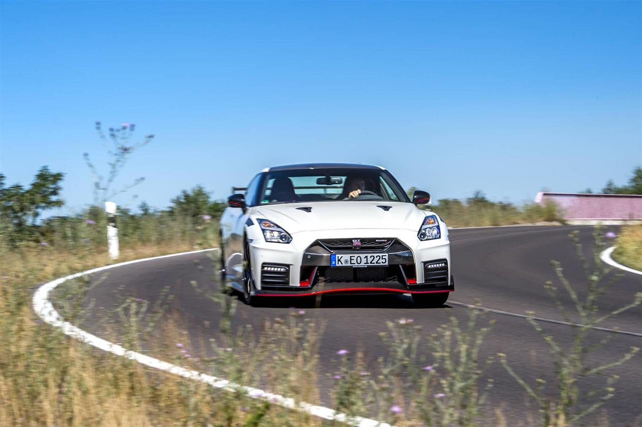 2020 Nissan GT-R Features, Specs and Pricing