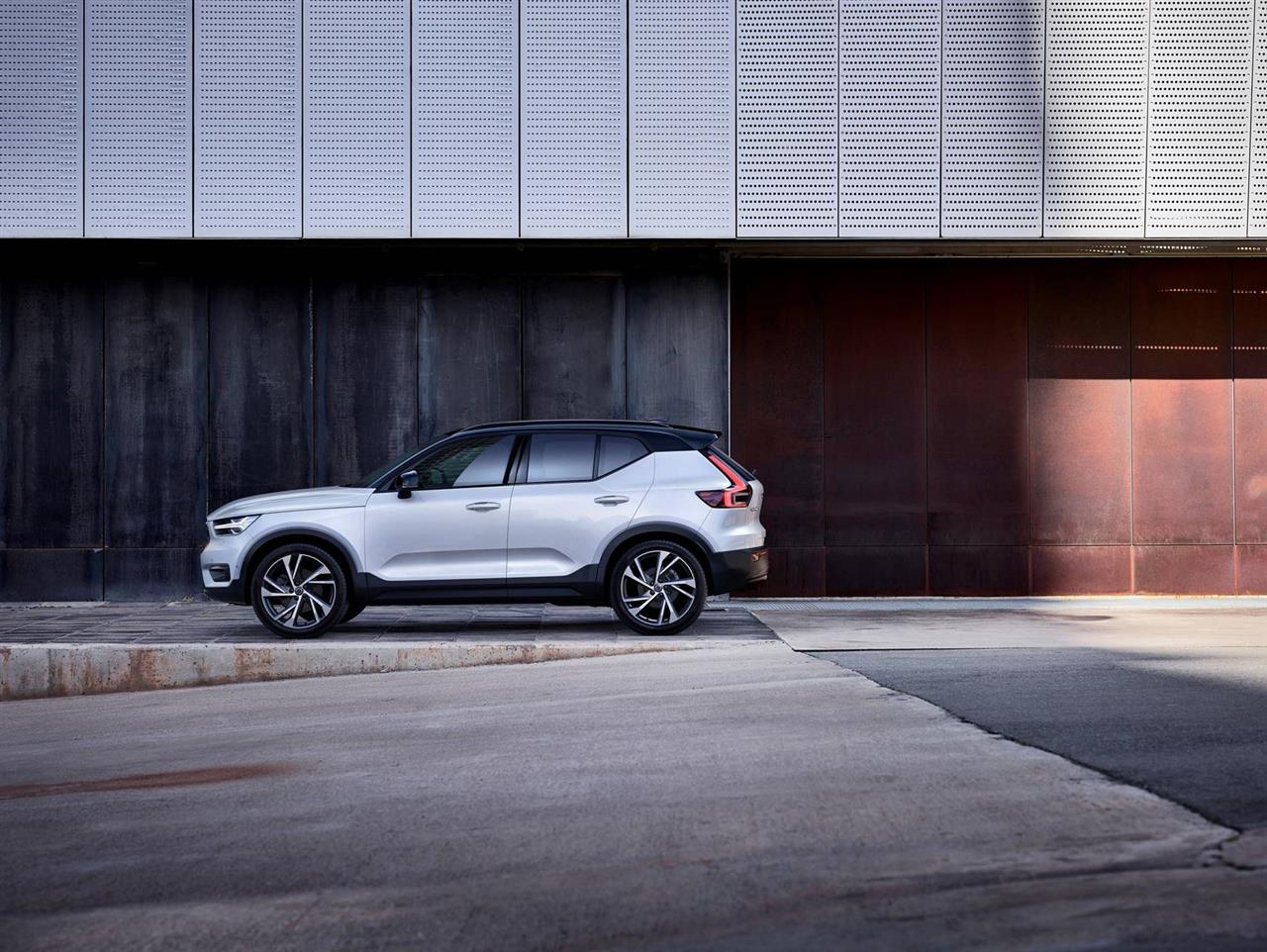 2021 Volvo XC40 Features, Specs and Pricing 7