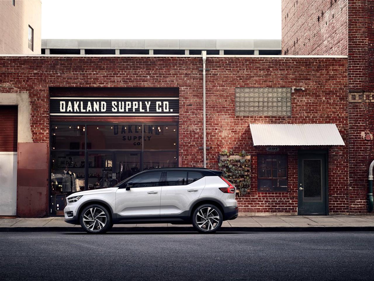 2021 Volvo XC40 Features, Specs and Pricing 6