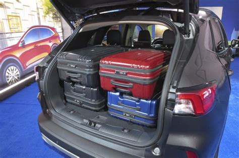 Can 4 Suitcases Fit In A Car?