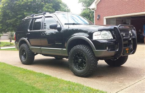 Can Ford Explorer Be Lifted?