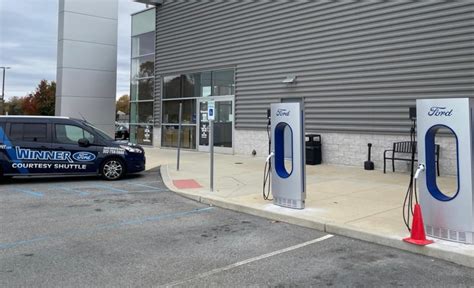 Can I Charge My Ford At A Tesla Station?