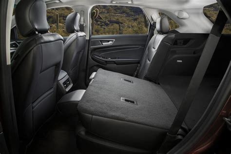 Do Back Seats Fold Flat In Ford Edge?