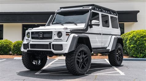 Do G wagons use a lot of gas?