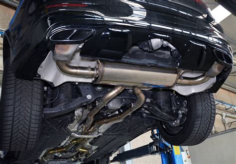 Does AMG performance exhaust add horsepower?