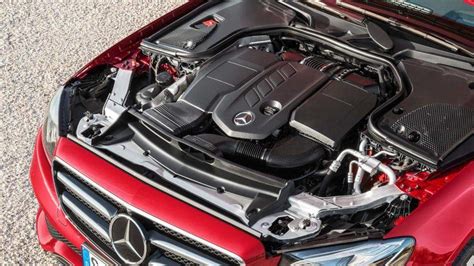 Does CLA have a Mercedes engine?