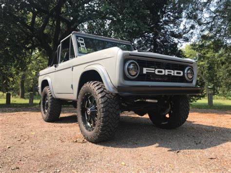 Does Ford Bronco Have Push To Start?