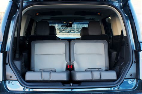 Does The Ford Flex Have 3Rd Row Seating?