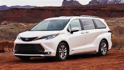 Does The Toyota Sienna Really Get 36 Mpg?