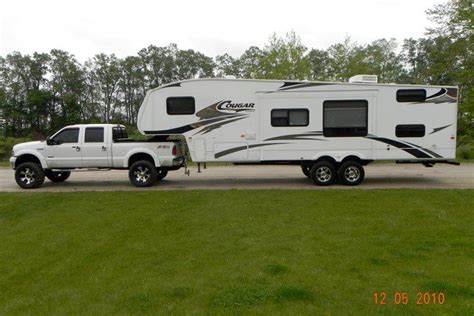 How Big Of A 5Th Wheel Can An F-250 Pull?