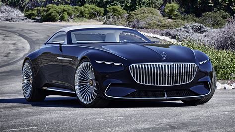 How fast does Maybach car go?