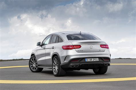 How fast is a gle coupe?