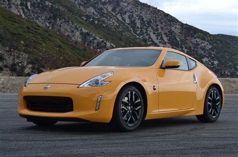 How fast is a Nissan 370Z 0-60?