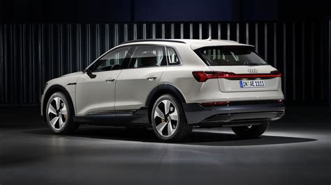 How long is the wait for an Audi e-tron?