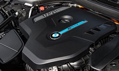 How many years does a BMW hybrid battery last?