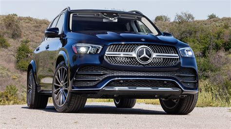 How much can a Mercedes-Benz GLE 450 4MATIC tow?