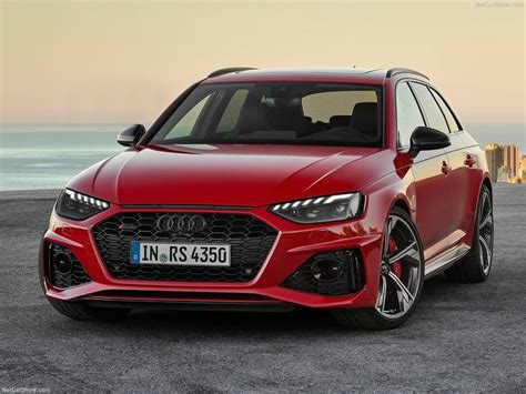 How much horsepower does the Audi RS4 2024 have?