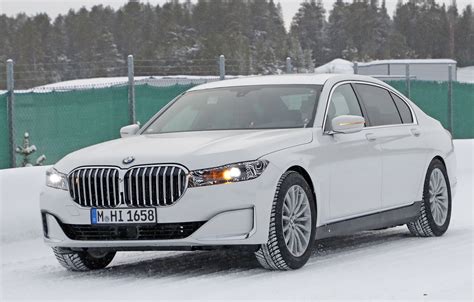 How much is a new BMW 7 Series 2023 fully loaded?