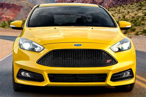 Is A Focus St Faster Than A Golf Gti?