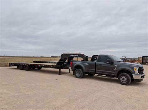 Is A Gooseneck Easier On A Truck?