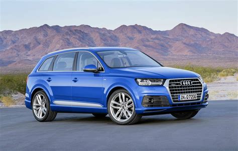 Is Audi Q7 permanent 4wd?