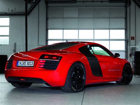 Is Audi R8 a supercar or sports car?