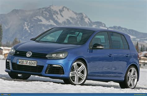 Is Golf R Faster Than R32?