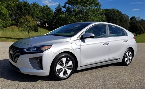 Is Hyundai Discontinuing The Ioniq Hybrid?