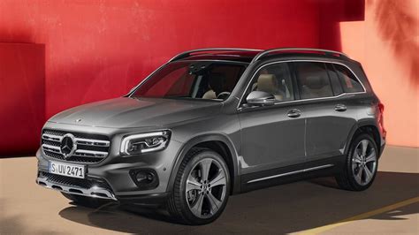 Is Mercedes GLB Quiet?