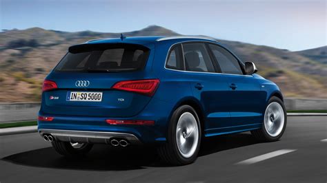 Is the Audi SQ5 twin turbo?