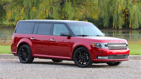 Is The Ford Flex A Mini Van?