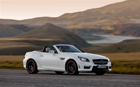 Is the SLK fast?