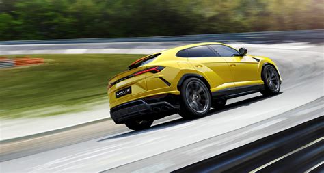 Is Urus a supercar?