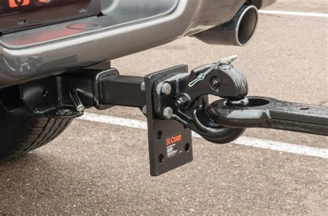 What Are The Different Types Of Truck Tow Hitches?